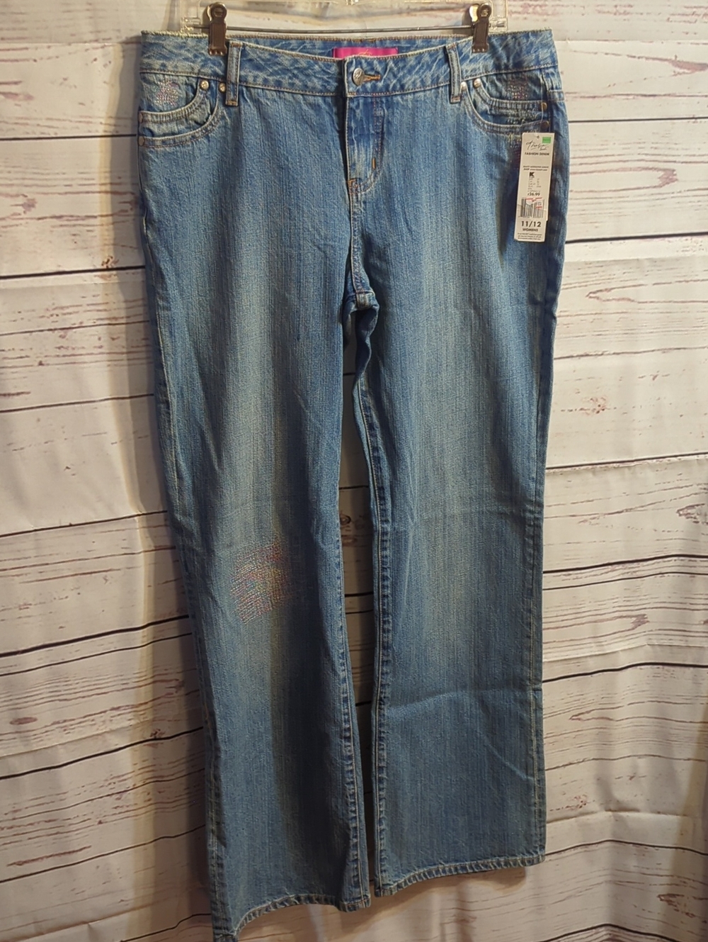 Thalia Sodi Light Wash With Metallic Embroidery Women’s Jeans
